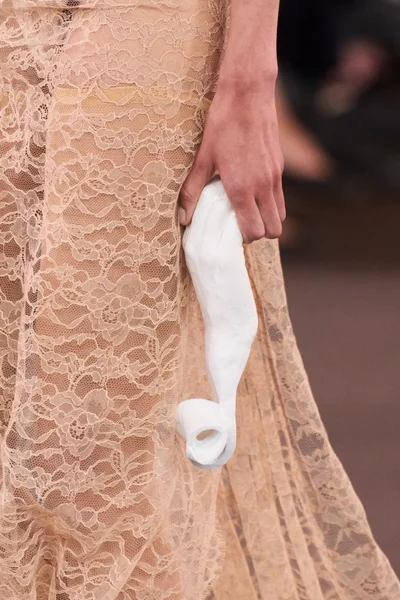 Look 26
